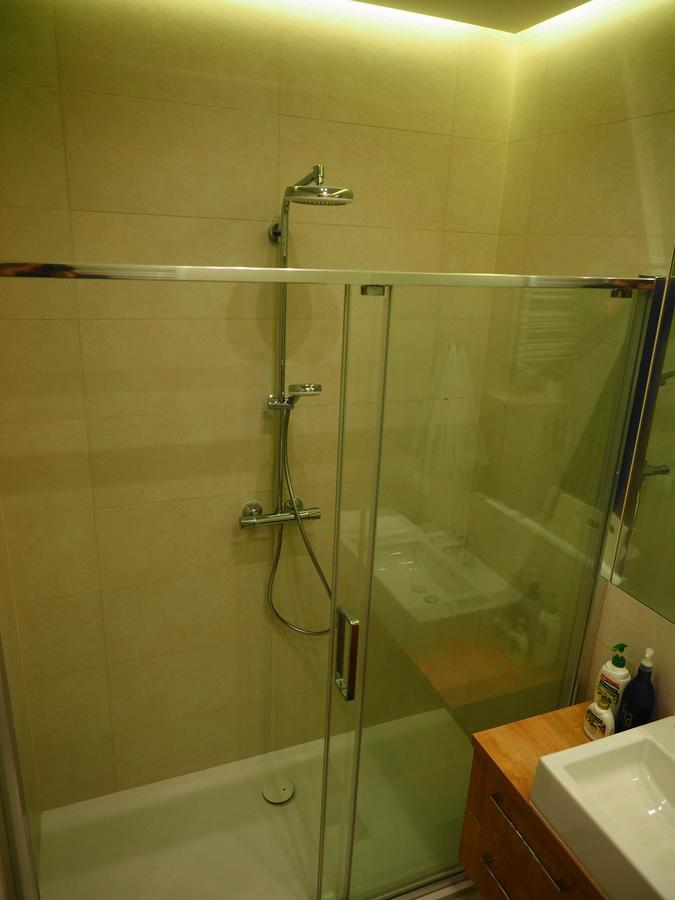 ורשה Magazynowa Airport Apartments מראה חיצוני תמונה