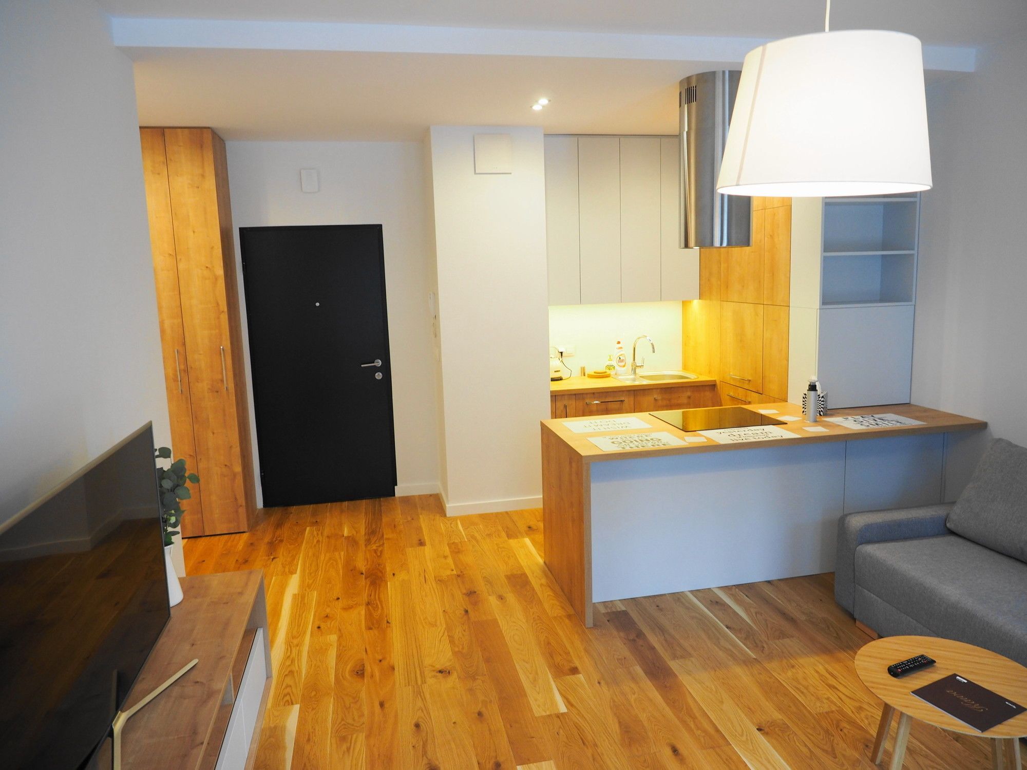 ורשה Magazynowa Airport Apartments מראה חיצוני תמונה